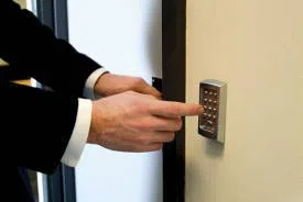 Phoenix Neighborhood Locksmith Phoenix, AZ 602-687-4462 Phoenix Neighborhood Locksmith Phoenix, AZ 602-687-4462